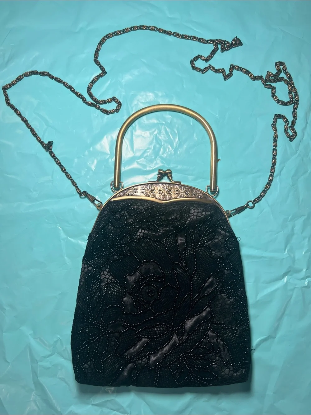 Vintage-Inspired Black Beaded Evening Bag with Gold Frame Kiss Lock